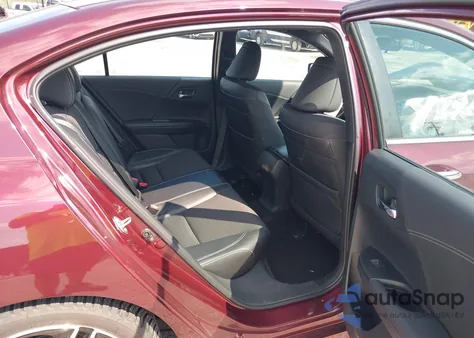 2016 Honda Accord Sport z USA, uszkodzony, nr VIN 1HGCR2F57GA101687